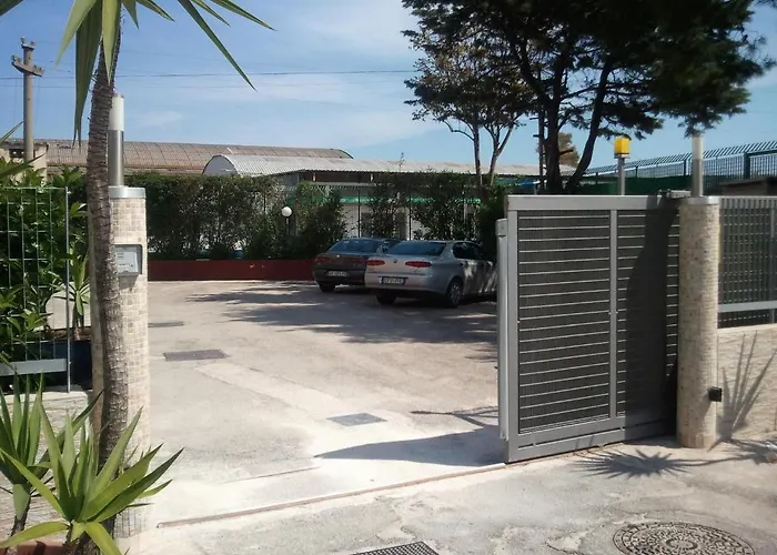 Отель Euromotel