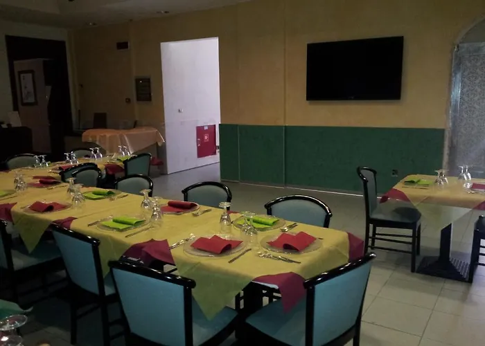 Отель Euromotel Бари